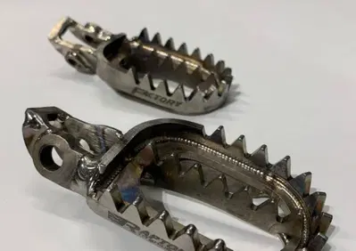 Pedane Raptor Titanium per Husqvarna / KTM / GAS G - Annuncio 9894130