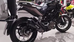 Husqvarna Svartpilen 125 (2021 - 23)  (4)