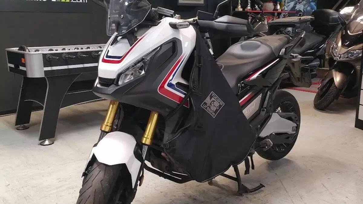 Honda X-ADV 750 (2018 - 20)  (2)