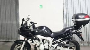 Yamaha FZS 600 Fazer (2003 - 04) 