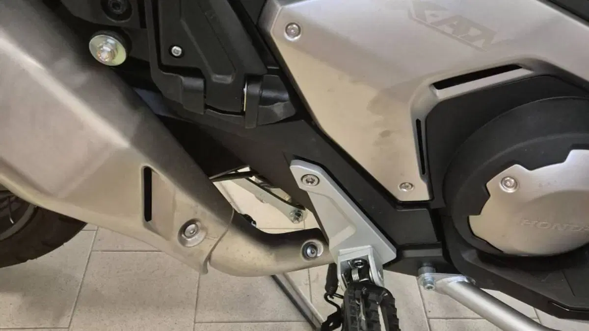 Honda X-ADV 750 DCT Travel (2021 - 24)  (4)