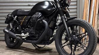 Moto Guzzi V7 III Stone (2017 - 20)