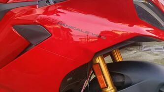 Ducati Panigale V2 S (2025) usata