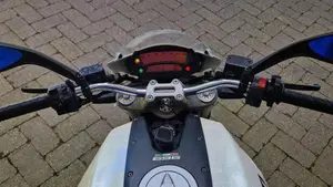 Ducati Monster 696 (2008 - 13)  (5)