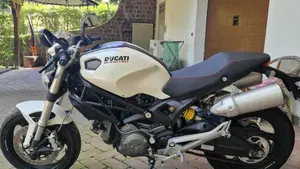 Ducati Monster 696 (2008 - 13)  (6)