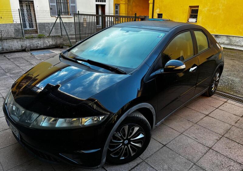 Honda Civic 1.4 i-DSi 5p. Comfort LE