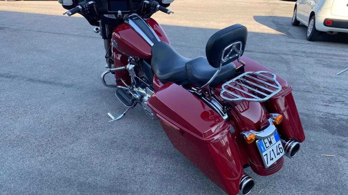 Harley-Davidson 114 Street Glide Special (2019 - 20) - FLHXS  (3)