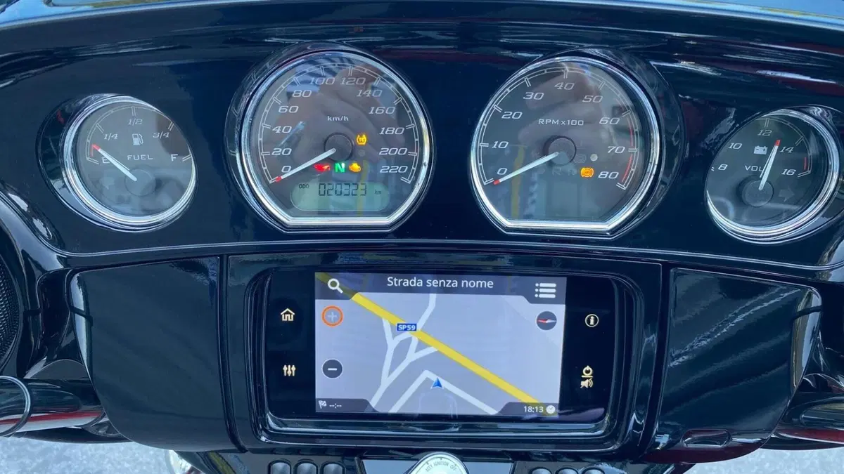 Harley-Davidson 114 Street Glide Special (2019 - 20) - FLHXS  (13)