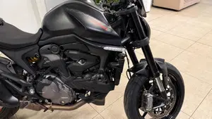 Ducati Monster 937 + (2021 - 25)  (7)