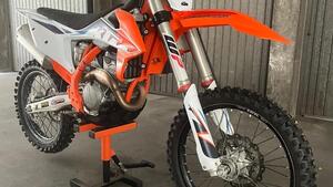 KTM 250 SX-F (2022) 