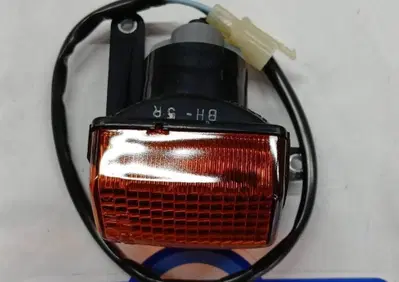 33400MM9611 FRECCIA ANTERIORE SINISTRA TRANSALP Honda - Annuncio 9895813