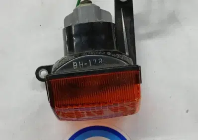 33451MM9003 FRECCIA ANTERIORE DESTRA TRANSALP Honda - Annuncio 9895818