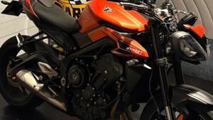 Triumph Street Triple 765 R A2 (2024 - 25) 