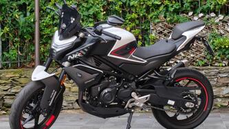 CFMOTO 450NK (2023 - 25) usata