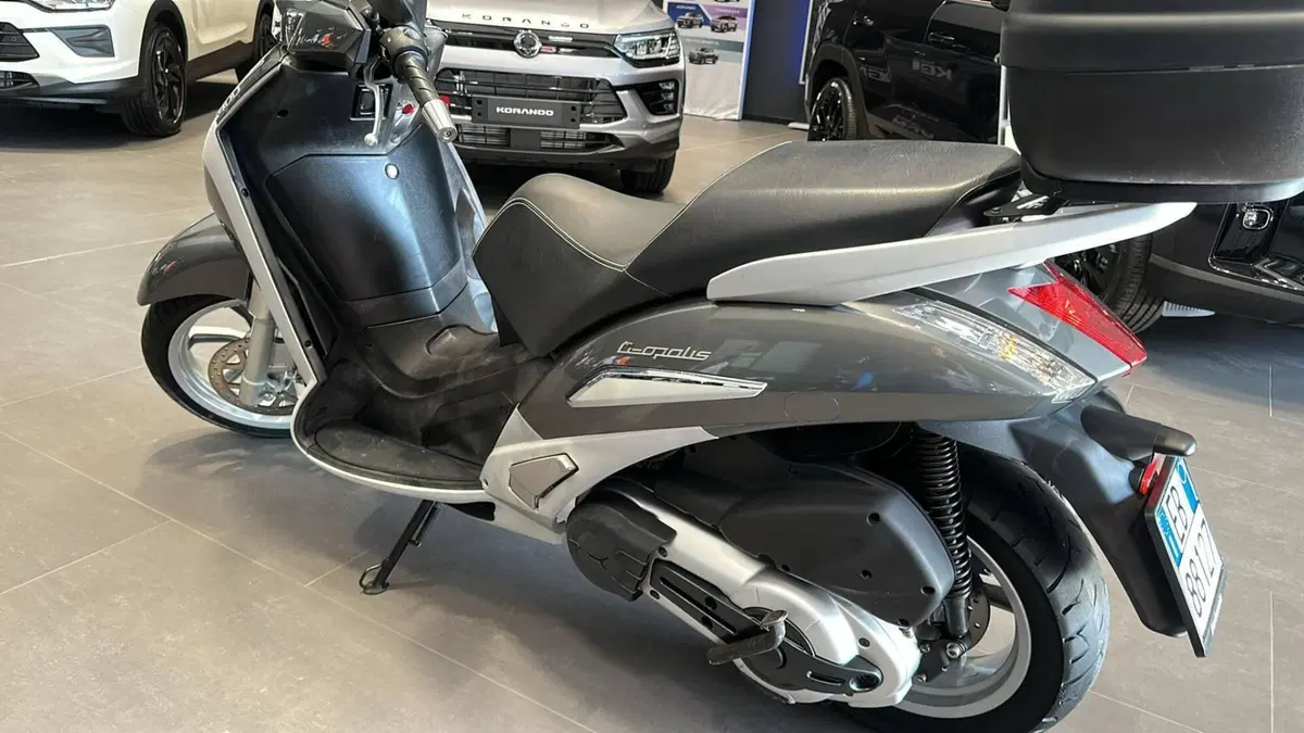 Peugeot Geopolis 400  (5)