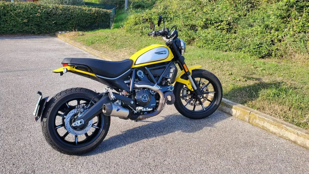 Ducati Scrambler 800 Icon (2017 - 20)  (2)