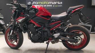 Kawasaki Z 900 (2025 - 26) usata