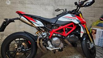 Ducati Hypermotard 950 SP (2022 - 25) usata