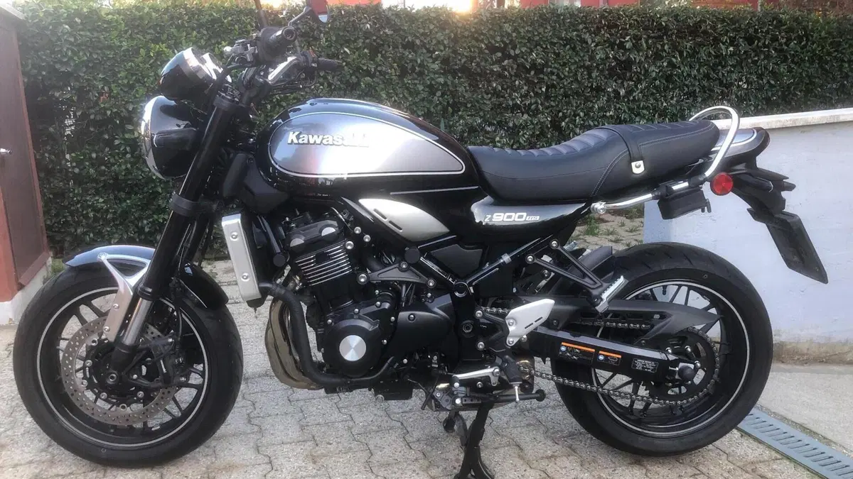 Kawasaki Z 900 RS (2022 - 25) 
