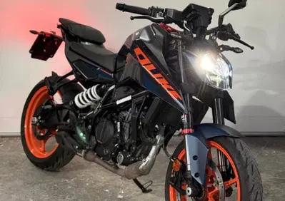 KTM 125 Duke (2024 - 25) - Annuncio 9898595