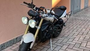 Triumph Street Triple (2007 - 12) 