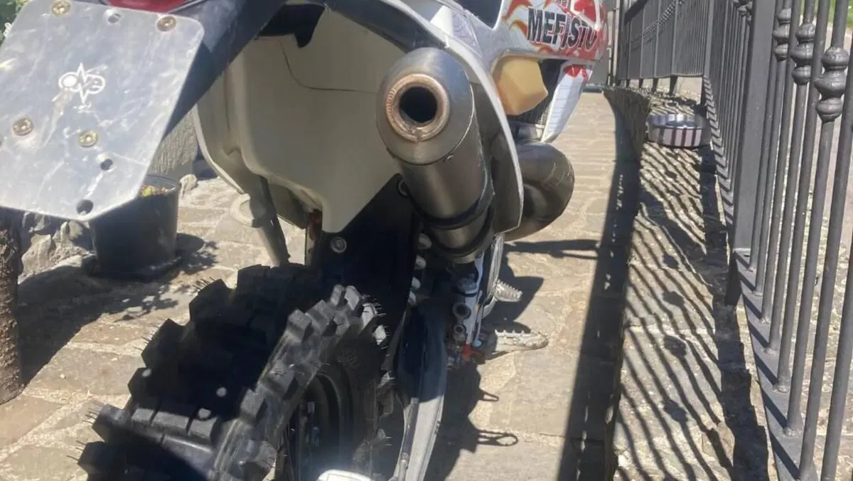 KTM 300 EXC E Six Days TPI (2019)  (4)