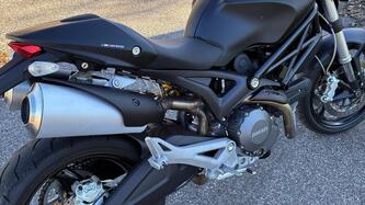 Ducati Monster 696 Plus (2007 - 14) usata