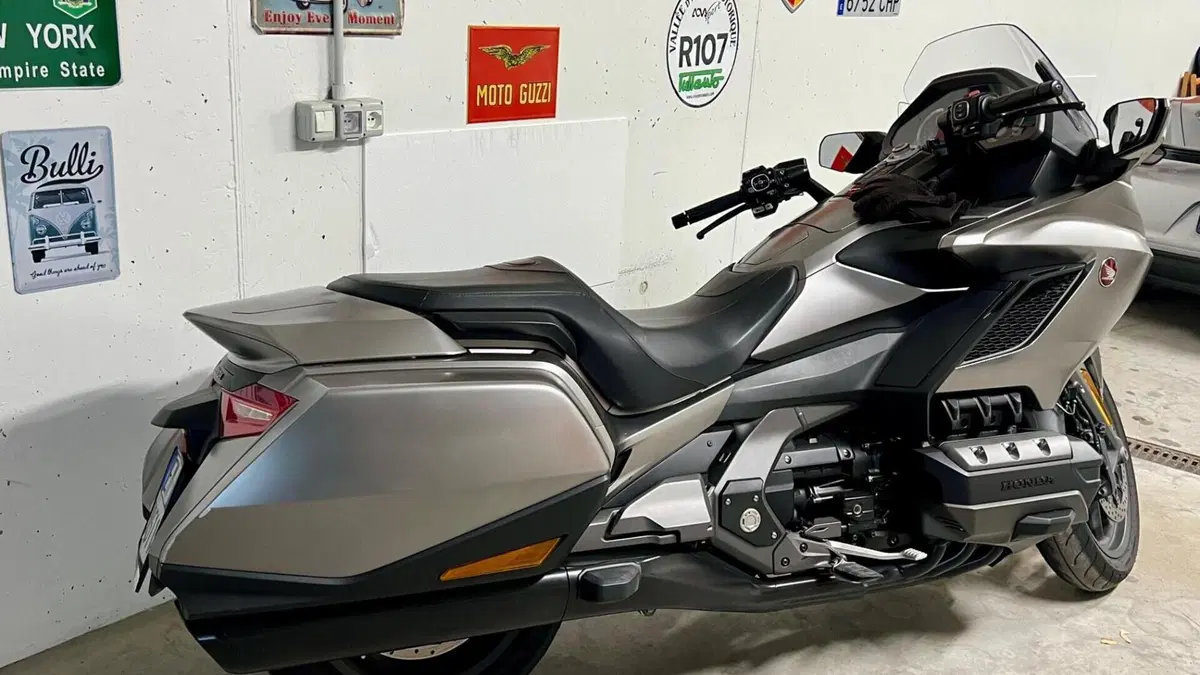 Honda GL 1800 Gold Wing (2018 - 20)  (4)