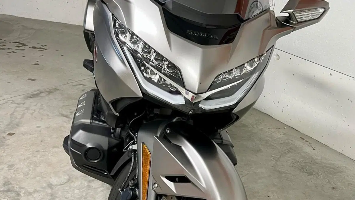 Honda GL 1800 Gold Wing (2018 - 20)  (5)
