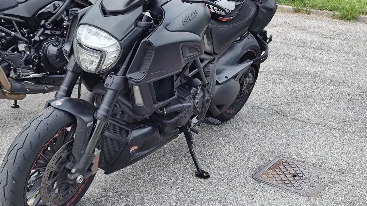 Ducati Diavel 1200 (2014 - 16)  (3)