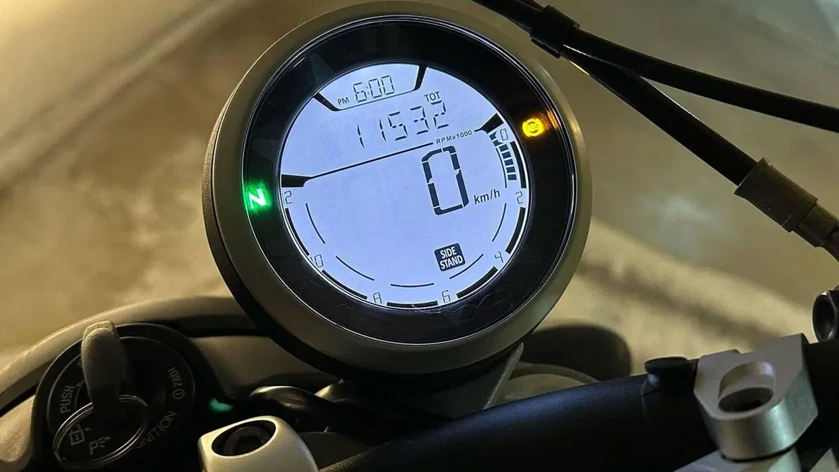 Ducati Scrambler 800 Desert Sled (2017 - 20)  (11)