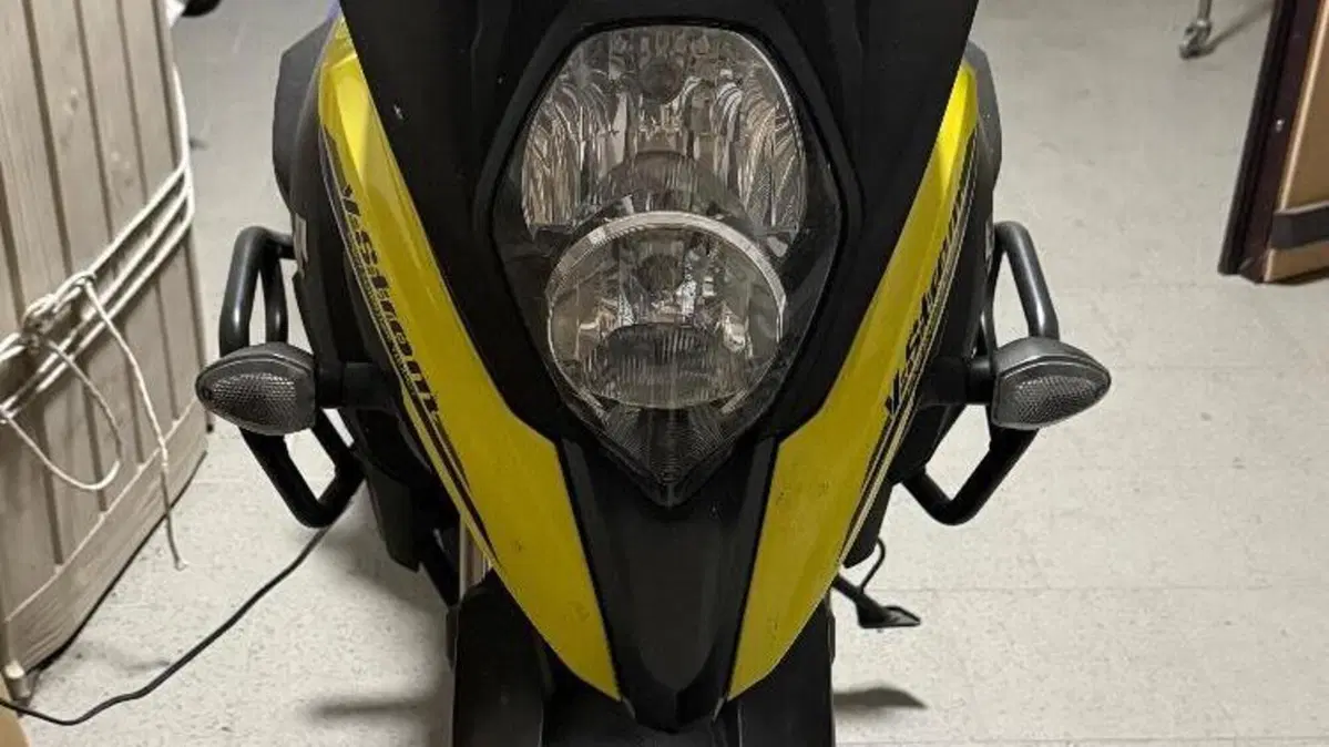 Suzuki V-Strom 650 (2021 - 25)  (2)