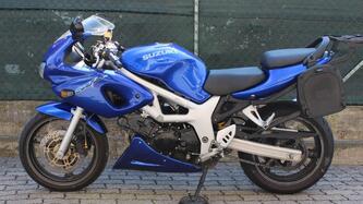 Suzuki SV 650 S (1999 - 02) usata