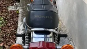 Honda   (4)