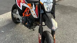 KTM 690 SMC R (2019 - 20)  (4)