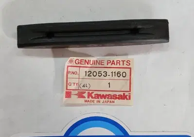 120531160 GUIDA CATENA DI DISTRIBUZIONE ZX600 Kawasaki - Annuncio 9899726