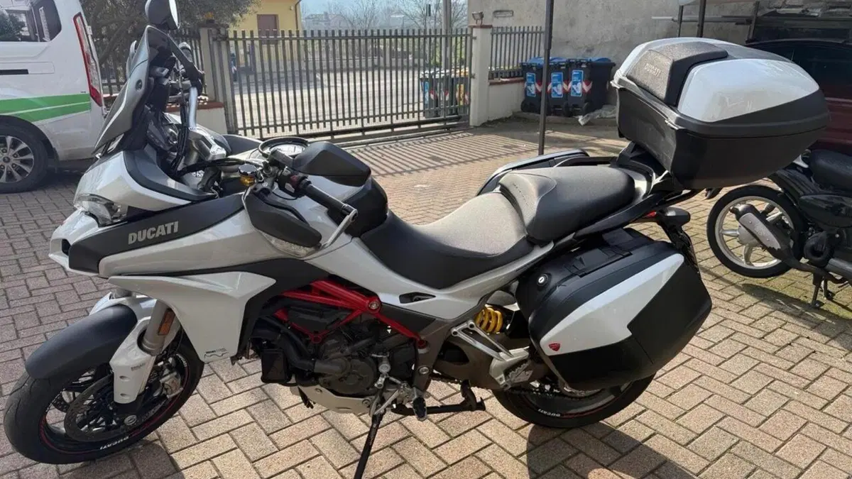 Ducati Multistrada 1200 S (2015 - 17)  (2)