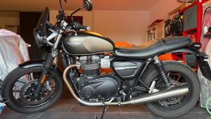 Triumph Street Twin 900 (2021 - 22) 