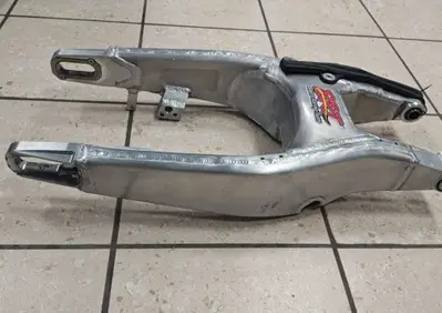 Forcellone scatolato Honda CRF 450 Team BRT - Annuncio 9900007