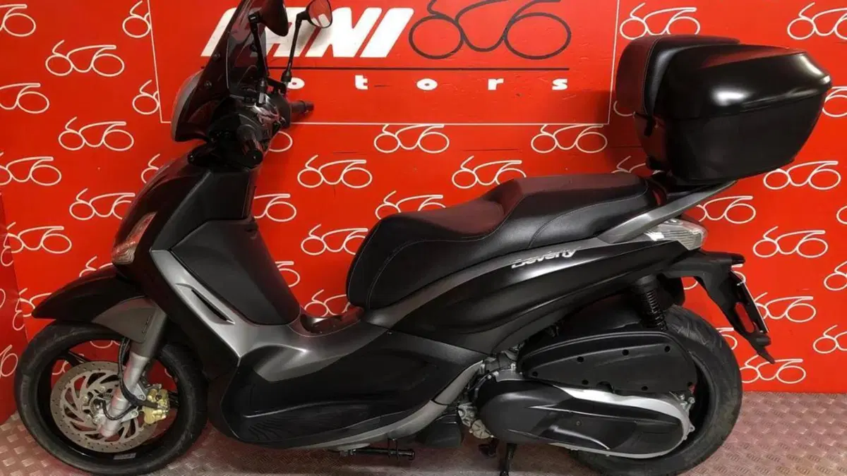 Piaggio Beverly 350 SportTouring ie ABS (2011 - 17)  (3)
