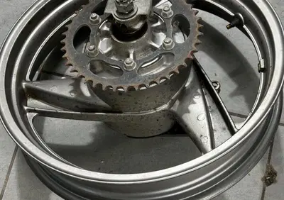 Ruota posteriore ER -5 Kawasaki - Annuncio 9900621