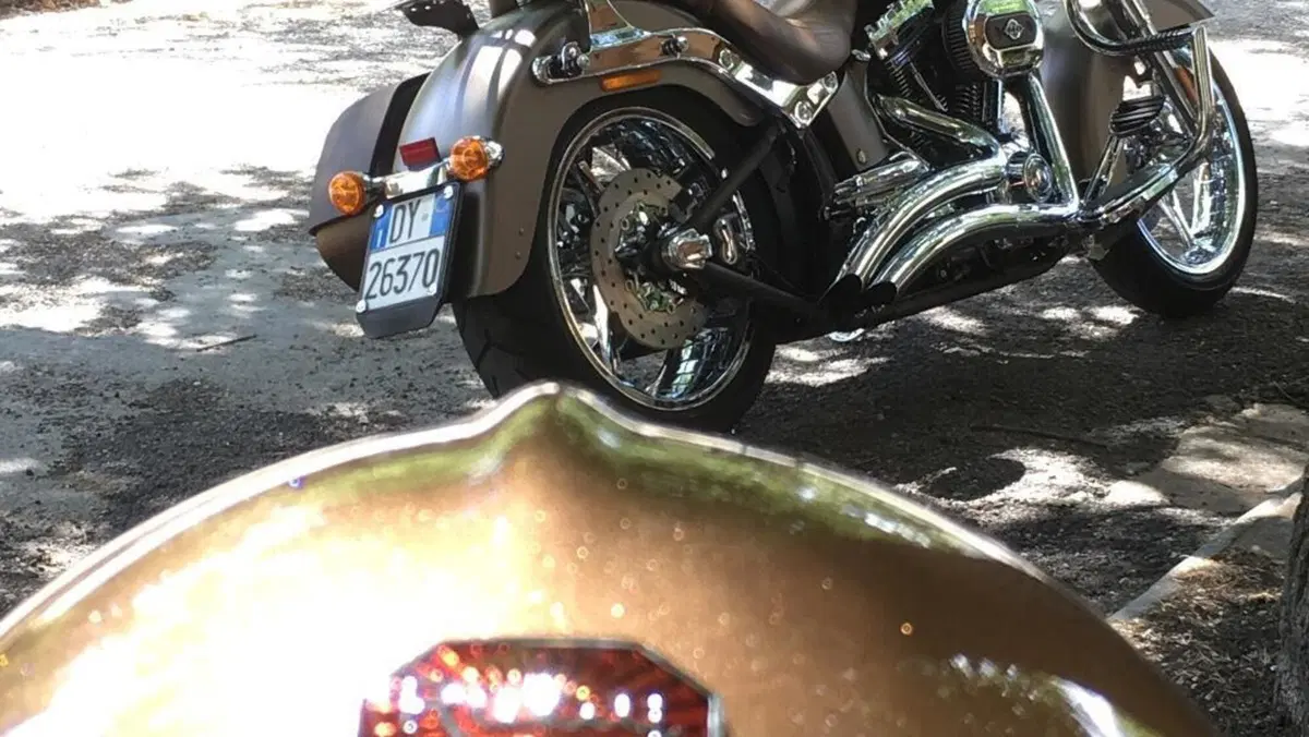 Harley-Davidson 1800 Convertible (2012) - FLSTSE  (2)