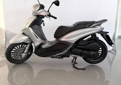 Piaggio Beverly 300 i.e. ABS-ASR (2016 - 20) - Annuncio 9901080