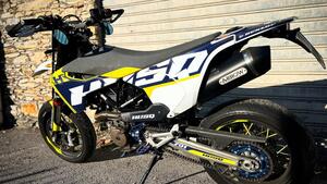 Husqvarna 701 Supermoto (2020) 