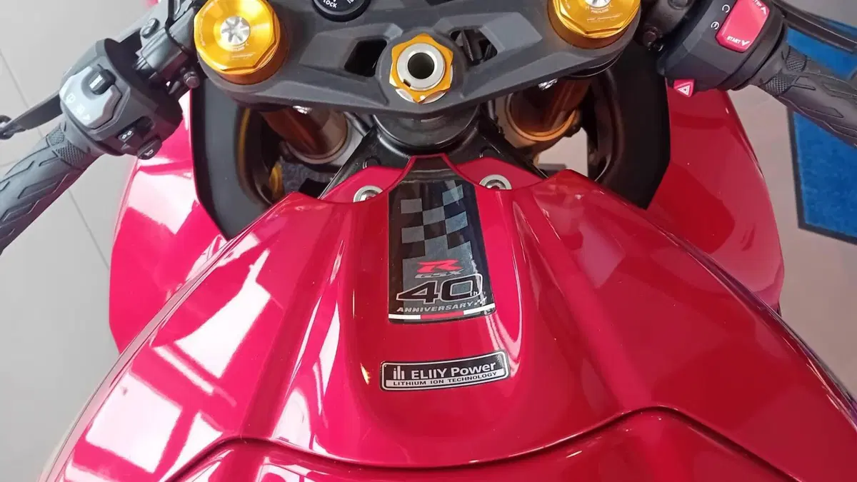 Suzuki GSX-R1000R (2026)  (6)