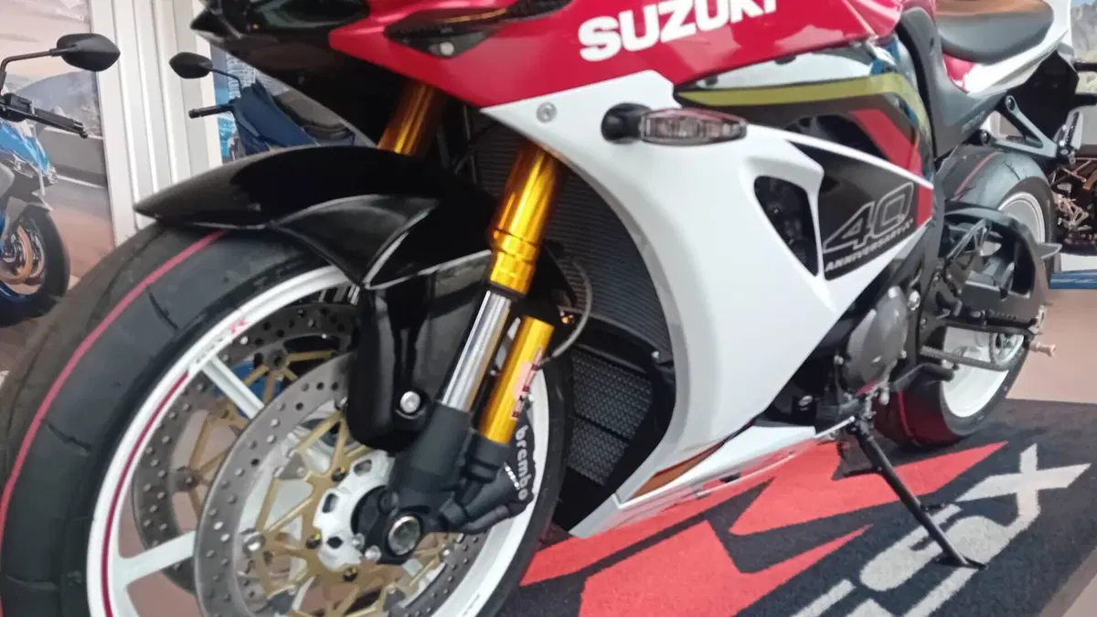Suzuki GSX-R1000R (2026)  (8)