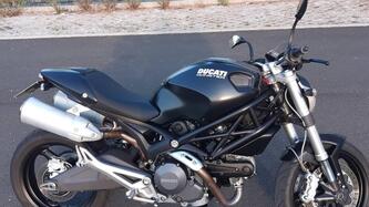 Ducati Monster 696 Plus (2007 - 14) usata