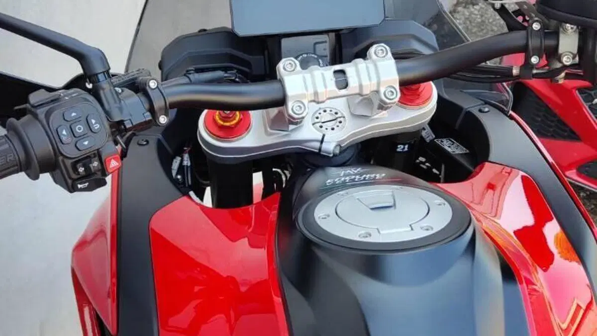 MV Agusta LXP Enduro Veloce (2024 - 25)  (2)