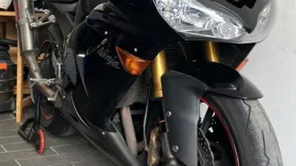 Kawasaki Ninja 1000 ZX-10R (2004 - 05)