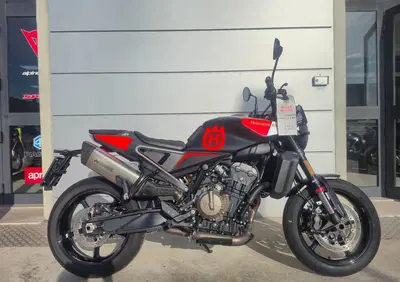 Husqvarna Svartpilen 801 (2024 - 26) - Annuncio 9902593